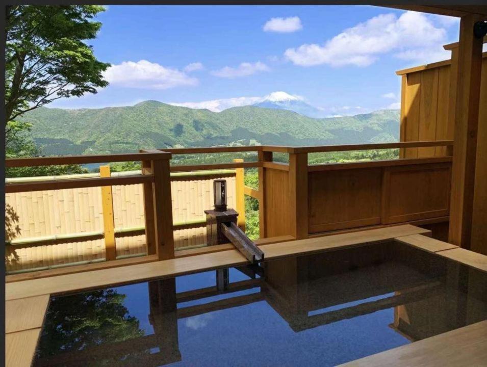 箱根七福荘 Hotel Buitenkant foto